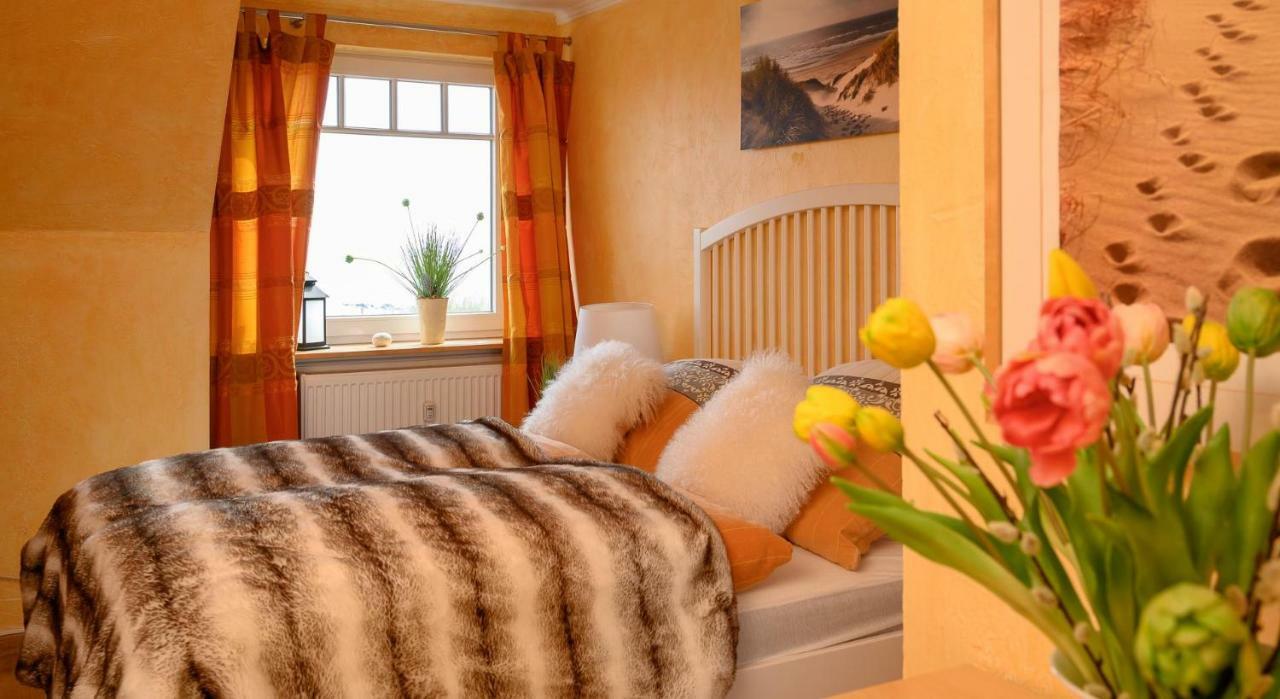 Altes Zollhaus Casa Meerblick ชาร์บอยท์ซ ภายนอก รูปภาพ